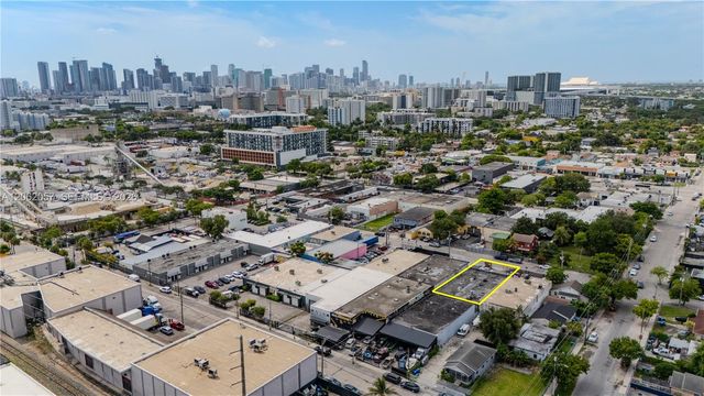 1785 NW 21st Ter, Miami, FL 33142