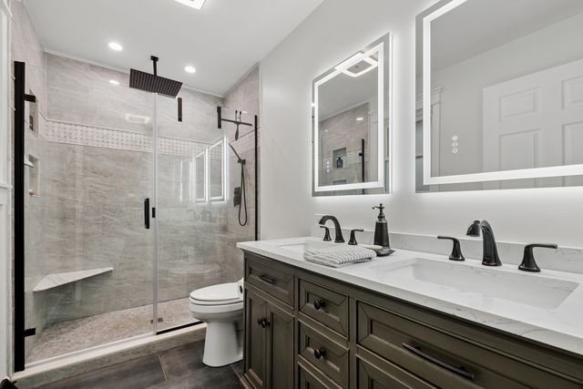 12006 Forestview Drive, Orland Park, IL 60467