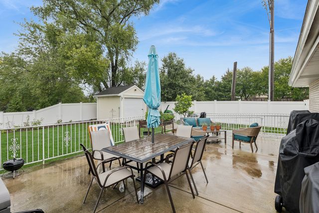 12006 Forestview Drive, Orland Park, IL 60467