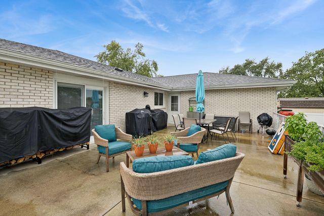 12006 Forestview Drive, Orland Park, IL 60467