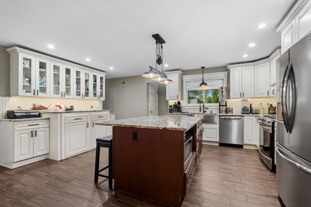 12006 Forestview Drive, Orland Park, IL 60467
