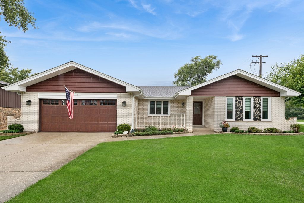 12006 Forestview Drive, Orland Park, IL 60467