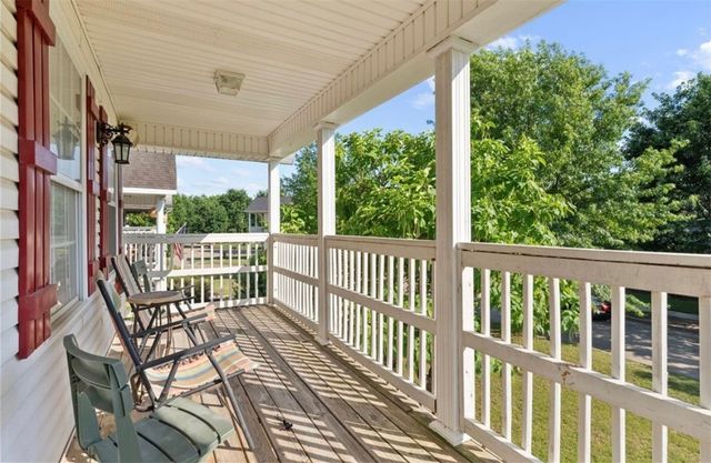 3616 S Tower Circle, Fayetteville, AR 72704