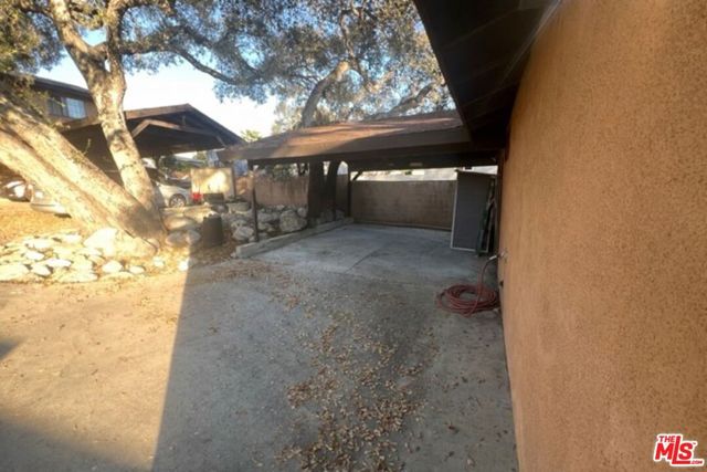 2531 Manhattan Avenue, Montrose, CA 91020