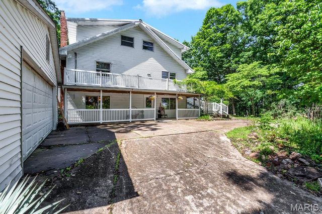 2099 Thunderbluff Road, St Clair, MO 63077
