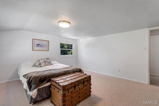 2099 Thunderbluff Road, St Clair, MO 63077