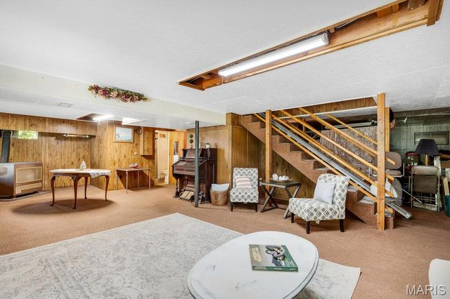 2099 Thunderbluff Road, St Clair, MO 63077