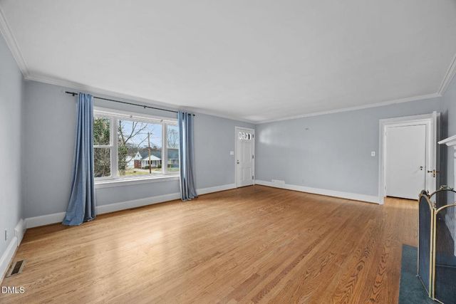 509 Country Club Drive, Burlington, NC 27215