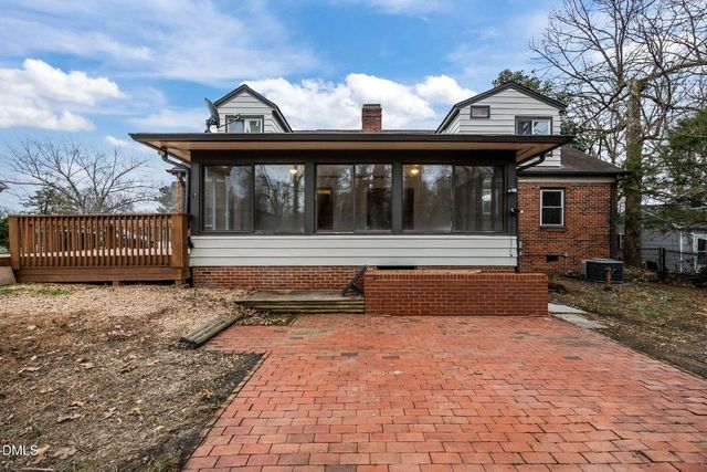 509 Country Club Drive, Burlington, NC 27215