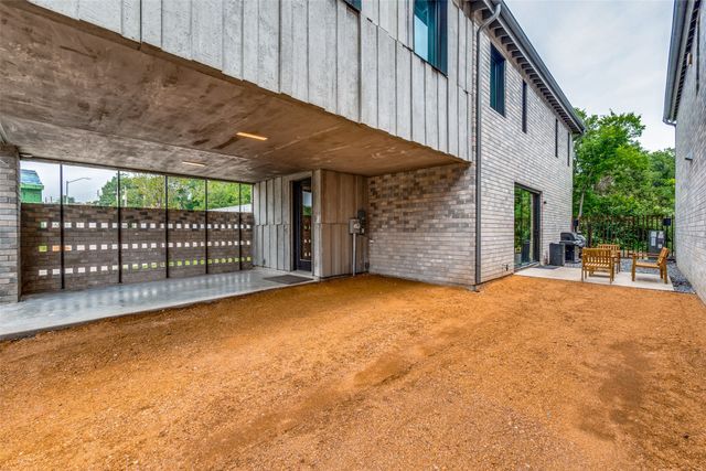 903 Blackland Court, Dallas, TX 75243