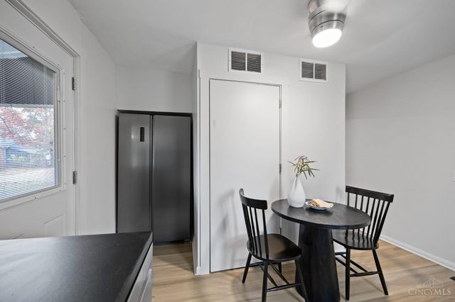 4305 Myrtle Avenue, Sycamore Twp, OH 45236