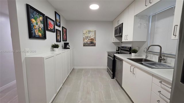 3360 Spanish Moss Ter 104, Lauderhill, FL 33319