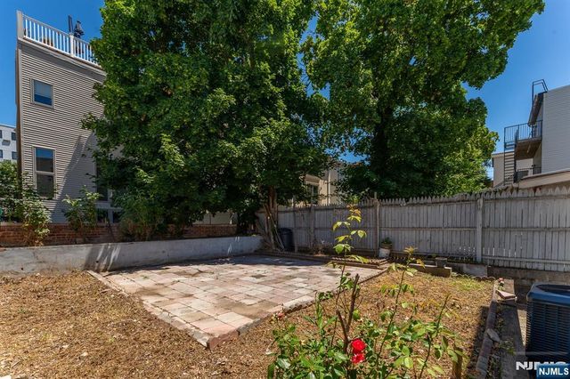 178 South Street, Jersey City, NJ 07307