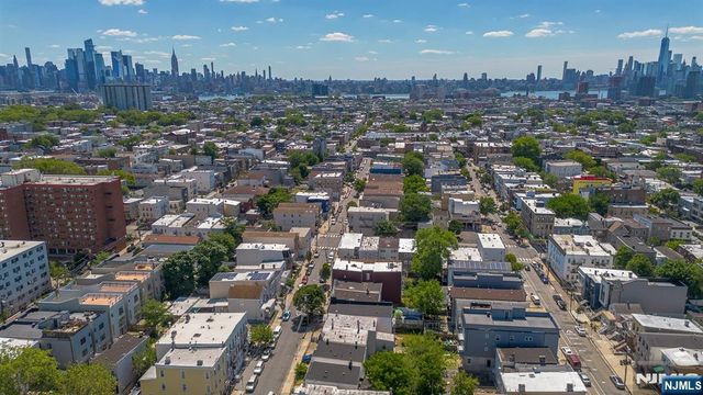 178 South Street, Jersey City, NJ 07307
