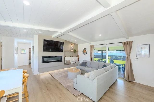 6072 Mahogany Ave, Westminster, CA 92683