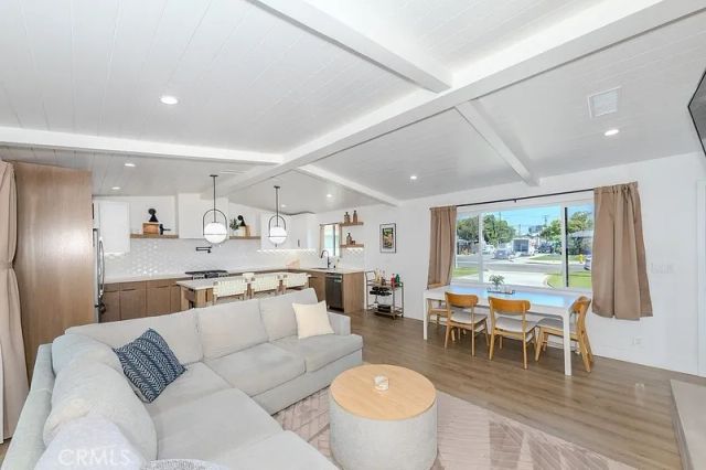 6072 Mahogany Ave, Westminster, CA 92683