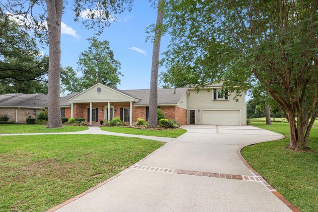 6115 Bermuda Dunes Drive, Houston, TX 77069