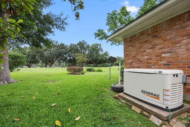 6115 Bermuda Dunes Drive, Houston, TX 77069