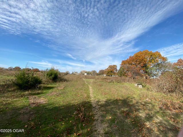 15845 Falcon Road, Neosho, MO 64850