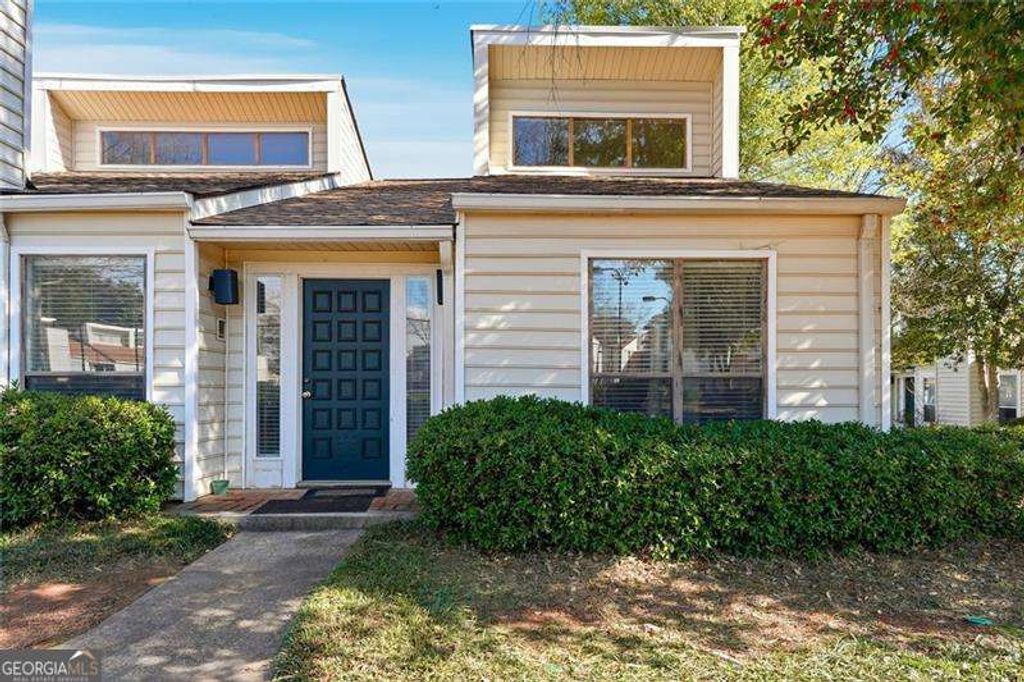 813 Serramonte Drive NE, Marietta, GA 30068