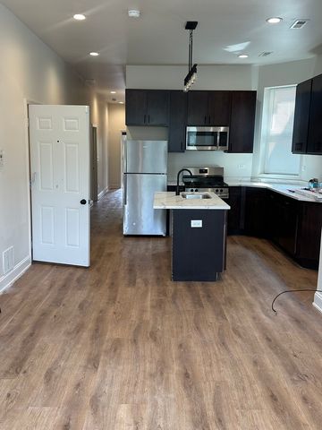 6613 S Vernon Avenue 2, Chicago, IL 60637