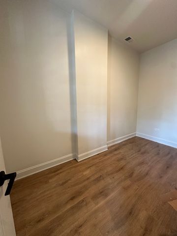 6613 S Vernon Avenue 2, Chicago, IL 60637