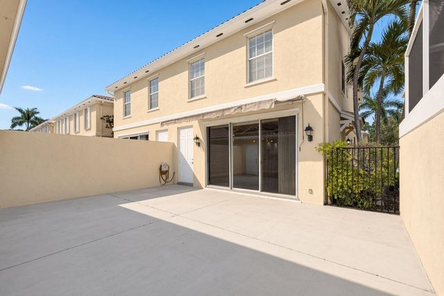 4506 Illicium Drive, Palm Beach Gardens, FL 33418