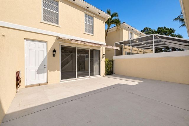 4506 Illicium Drive, Palm Beach Gardens, FL 33418