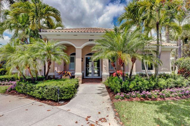4506 Illicium Drive, Palm Beach Gardens, FL 33418