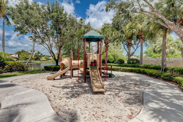 4506 Illicium Drive, Palm Beach Gardens, FL 33418