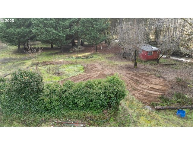796 LEES CREEK Rd, Myrtle Creek, OR 97457