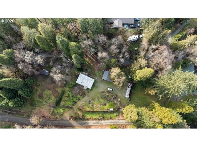 796 LEES CREEK Rd, Myrtle Creek, OR 97457