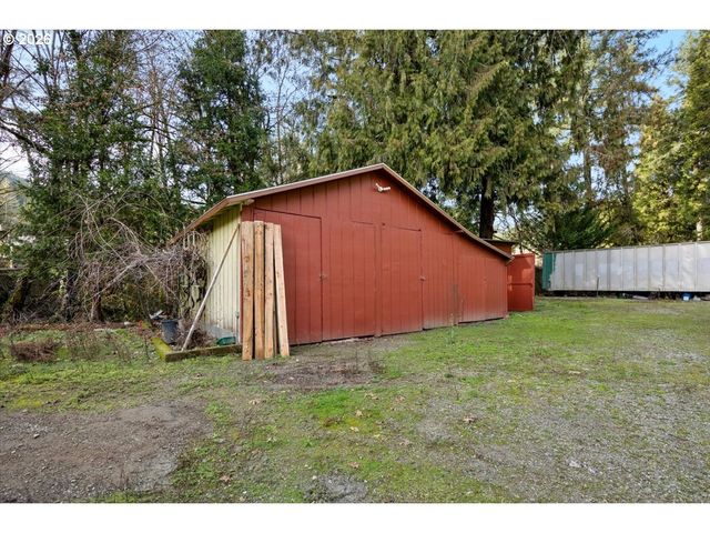 796 LEES CREEK Rd, Myrtle Creek, OR 97457