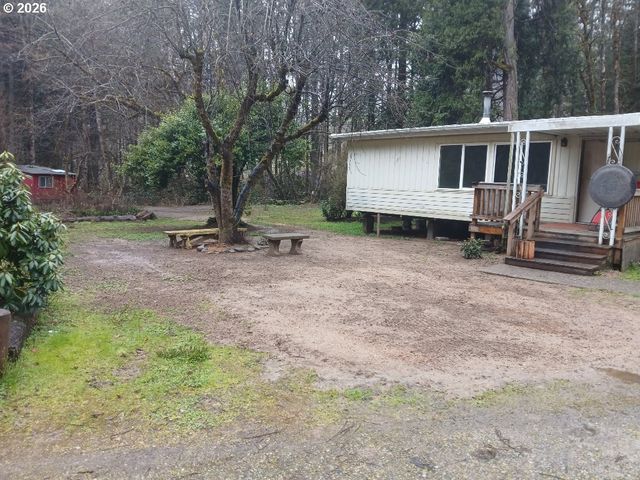796 LEES CREEK Rd, Myrtle Creek, OR 97457