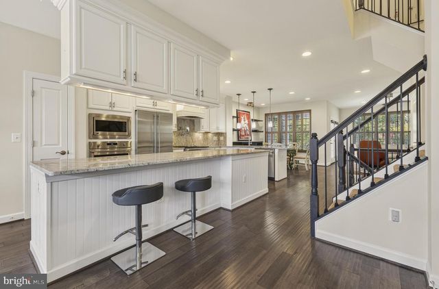 8007 TURTLE CREEK CIR, Gainesville, VA 20155