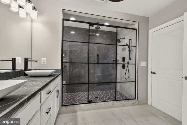 8007 TURTLE CREEK CIR, Gainesville, VA 20155