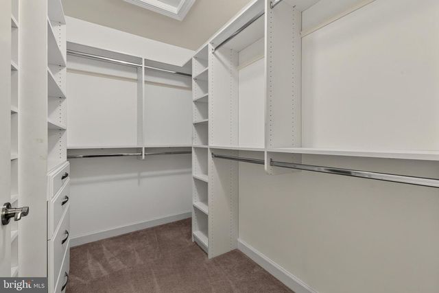 8007 TURTLE CREEK CIR, Gainesville, VA 20155