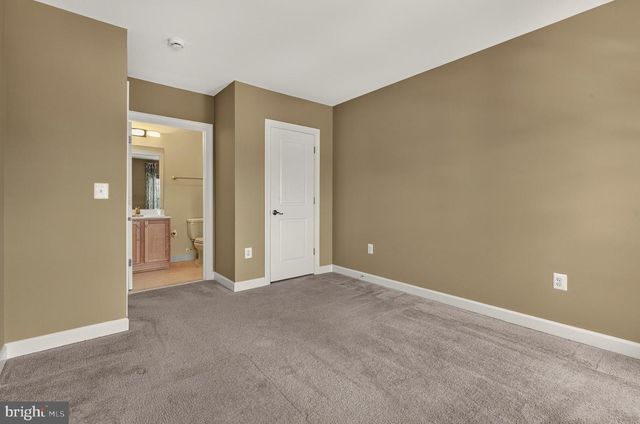 8007 TURTLE CREEK CIR, Gainesville, VA 20155