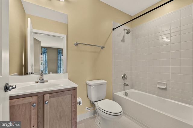 8007 TURTLE CREEK CIR, Gainesville, VA 20155