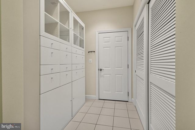 8007 TURTLE CREEK CIR, Gainesville, VA 20155