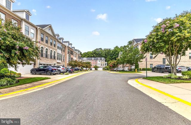 8007 TURTLE CREEK CIR, Gainesville, VA 20155