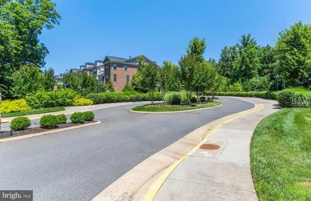8007 TURTLE CREEK CIR, Gainesville, VA 20155