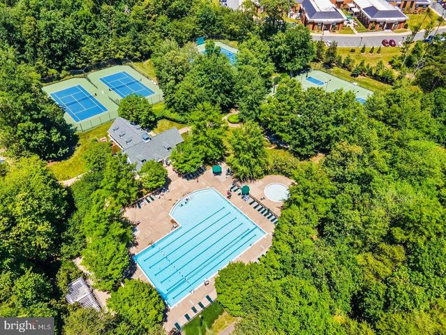 8007 TURTLE CREEK CIR, Gainesville, VA 20155