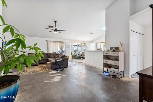 535 N BAILEY Circle, Mesa, AZ 85207