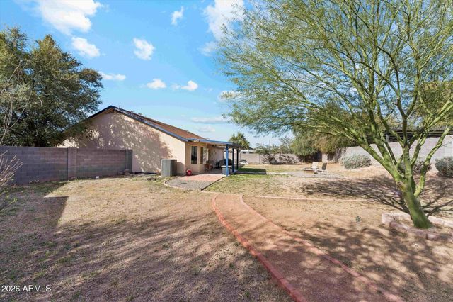535 N BAILEY Circle, Mesa, AZ 85207