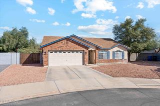 535 N BAILEY Circle, Mesa, AZ 85207