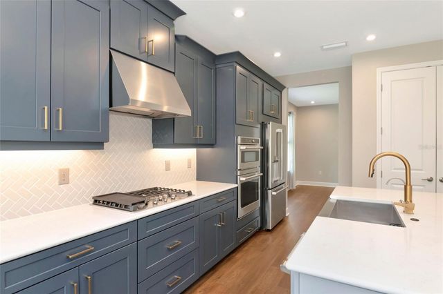 10187 MILKY WAY CIRCLE, Sarasota, FL 34241