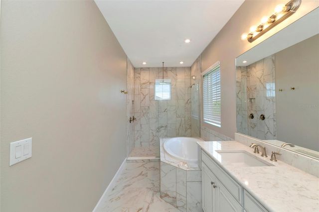 10187 MILKY WAY CIRCLE, Sarasota, FL 34241