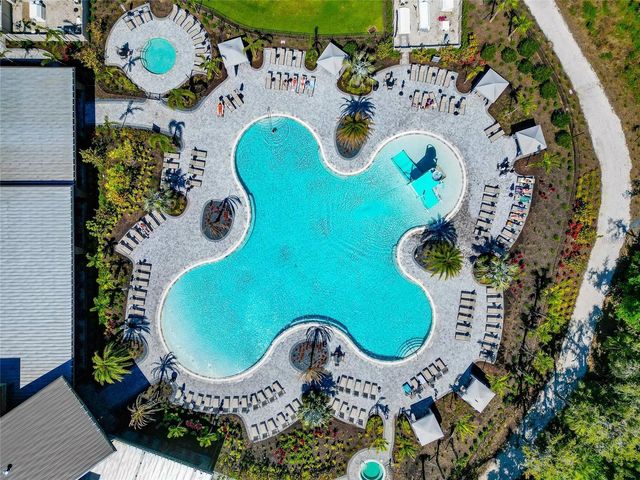 10187 MILKY WAY CIRCLE, Sarasota, FL 34241