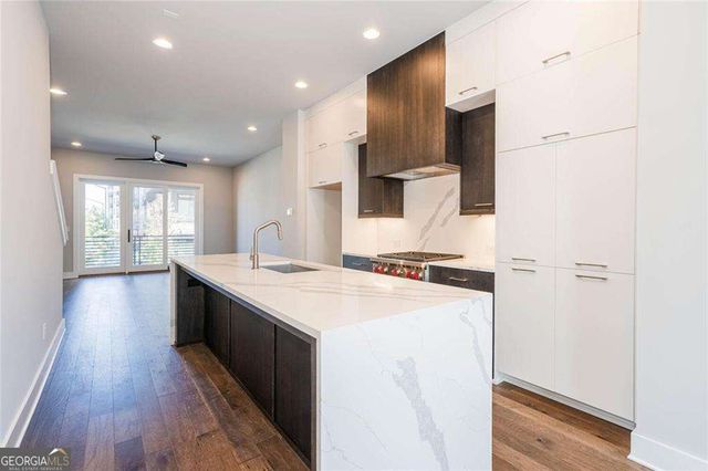 691 Vidalia Lane, Atlanta, GA 30318